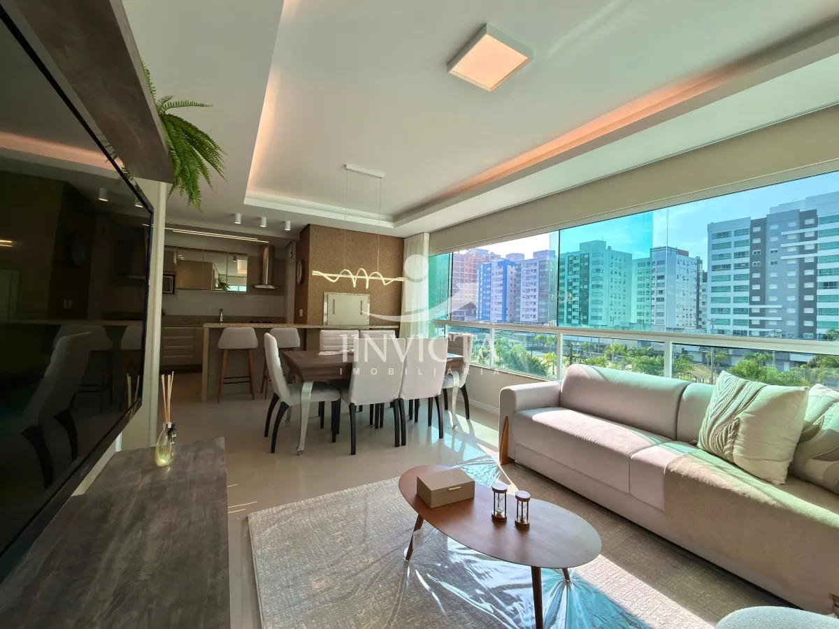 Apartamento de 2 Dormitorio no Bairro Zona Nova — foto 1