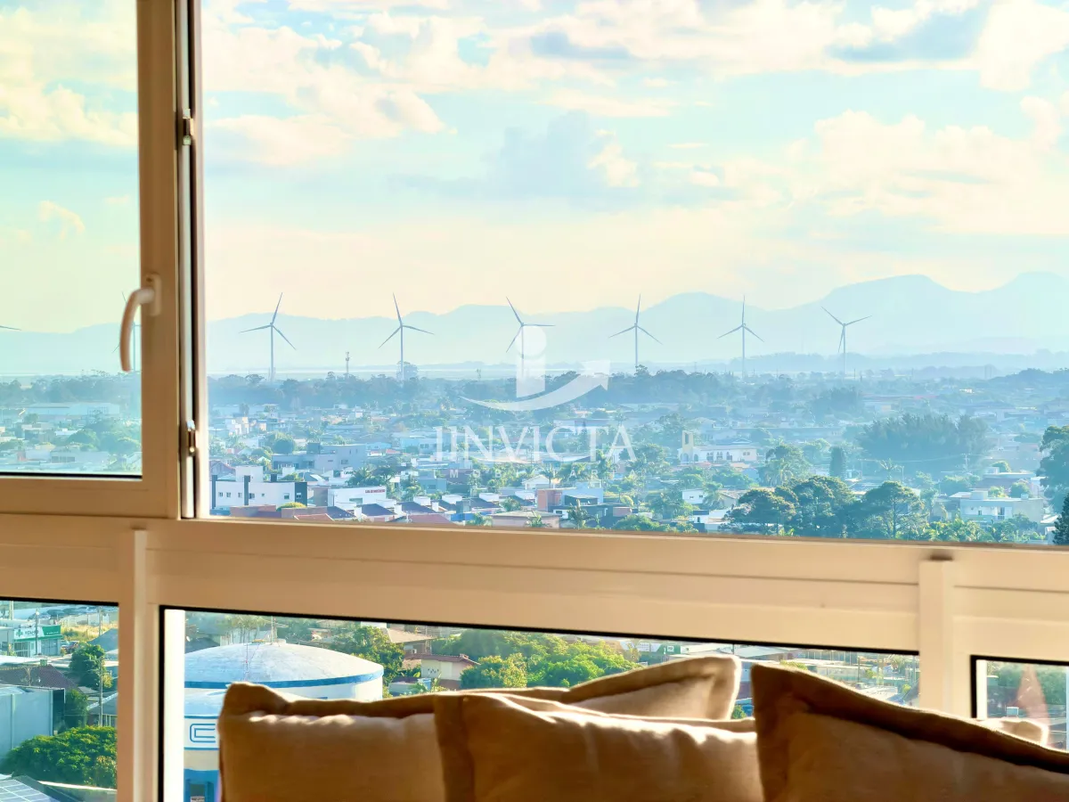 Apartamento de 3 Dormitórios Mobiliado e Decorado à Venda no Centro / Capão da Canoa — foto 1