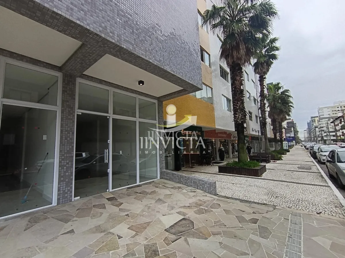 Loja Disponível para Aluguel Anual no Centro de Capão da Canoa. — foto 1