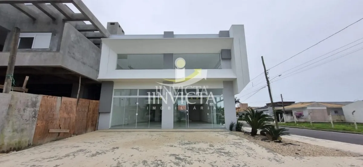 Loja de Esquina Disponível para Aluguel Anual em Capão da Canoa. — foto 1