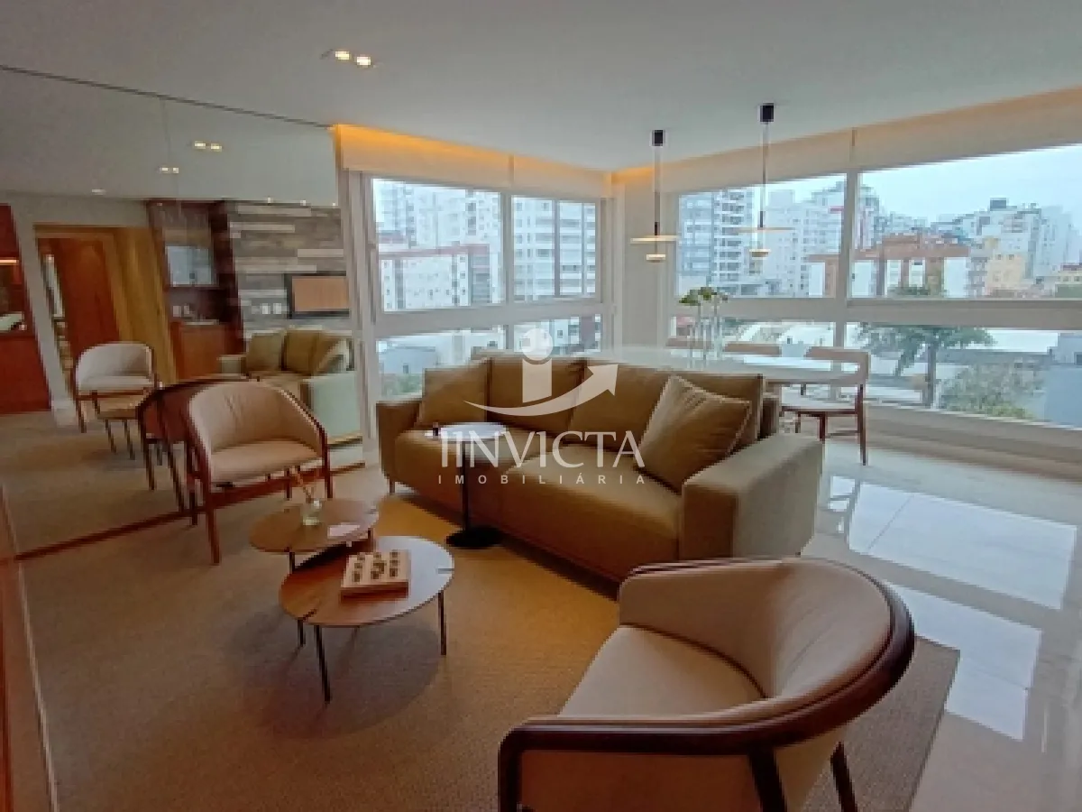 Apartamento de 2 Dormitorios no Bairro Centro — foto 1