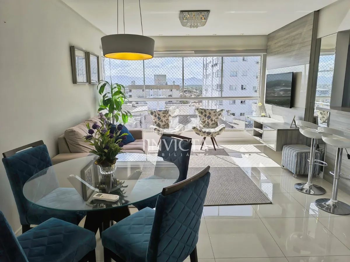 Apartamento 02 Dormitórios,Mobiliado e Decorado a Venda, No Bairro Zona Nova / Capão da Canoa — foto 1