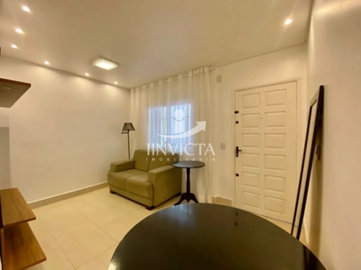 Apartamento 02 Dormitórios Mobiliado a Venda No Centro em Capão da Canoa — foto 1