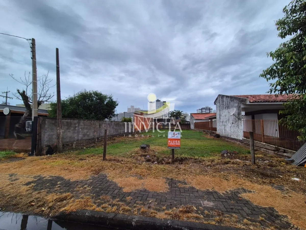 Terreno Disponível para Aluguel Anual no Centro em Capão da Canoa. — foto 1