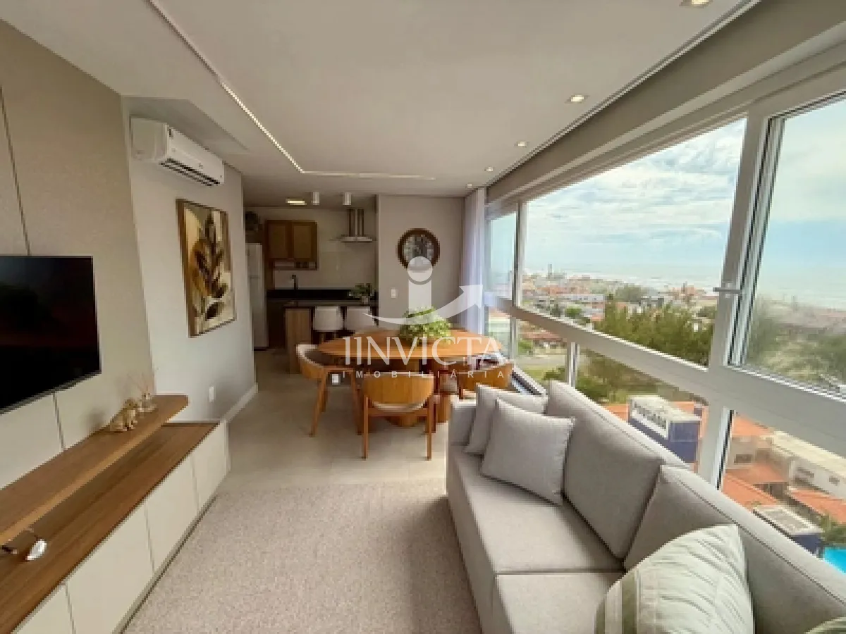Apartamento de 3 Dormitorios no bairro zona nova — foto 1