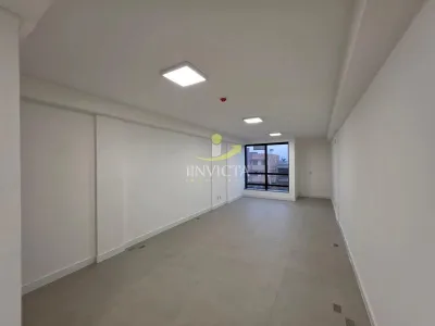 Sala Comercial Disponível para Aluguel Anual no Bairro Zona Nova em Capão da Canoa. — foto 2