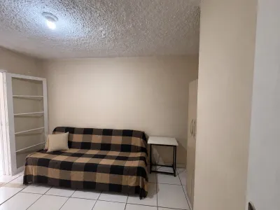 Apartamento de 2 Dormitórios para Venda Bairro Centro Capão da Canoa. — foto 2