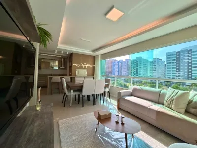 Apartamento em Zona Nova