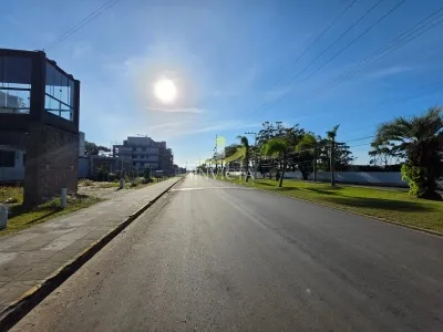 Loja Disponível para Aluguel Anual na Avenida Central de Atlântida. — foto 4