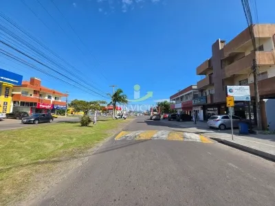 Loja Disponível para Aluguel Anual na Avenida Central em Capão da Canoa. — foto 4