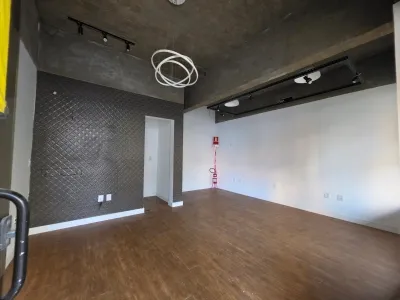 Loja Disponível para Aluguel Anual no Centro de Capão da Canoa. — foto 3