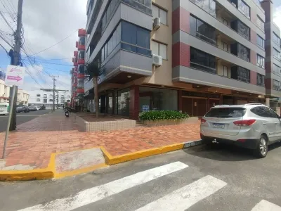 Loja Esquina Disponível para Aluguel em Capão da Canoa — foto 2