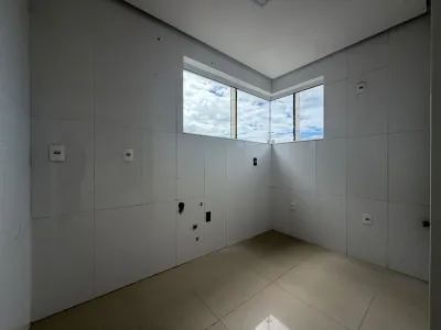 Apartamento com 03 Dormitórios Disponível para Aluguel Anual no Bairro Zona Nova em Capão da Canoa. — foto 5