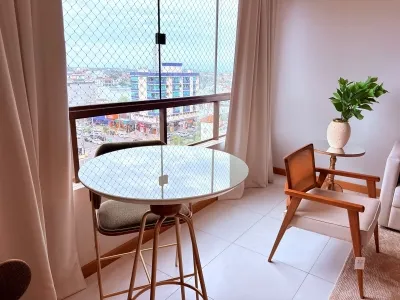 Apartamento de 2 Dormitórios Mobiliado e Decorado à Venda no Centro / Capão da Canoa — foto 3