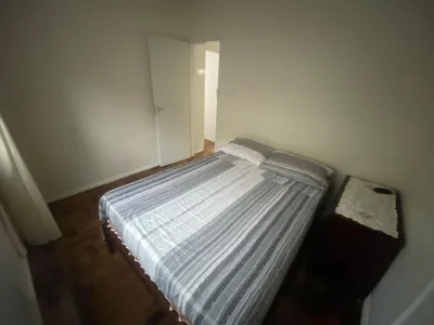 Apartamento de 02 Dormitórios Disponível para Aluguel Anual no Centro de Capão da Canoa. — foto 4