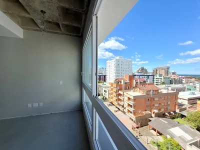 Apartamento de 2 Dormitórios Vazio à Venda no Bairro Zona Nova / Capão da Canoa — foto 4