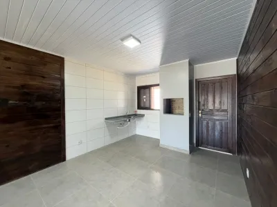 Casa com 02 Dormitórios Disponível para Aluguel Anual no Bairro Araçá — foto 4