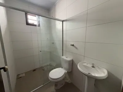 Casa com 02 Dormitórios Disponível para Aluguel Anual no Bairro Araçá — foto 5