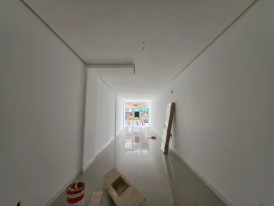 Loja Disponível para Aluguel Anual no Centro de Capão da Canoa. — foto 4
