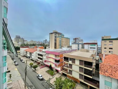 APARTAMENTO DE 2 DORMITORIOS COM UMA SUITE NO BAIRRO CENTRO — foto 3