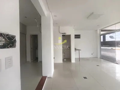 Loja de Esquina Medindo aprox. 50m² Disponível para Aluguel Anual no Bairro Navegantes. — foto 5