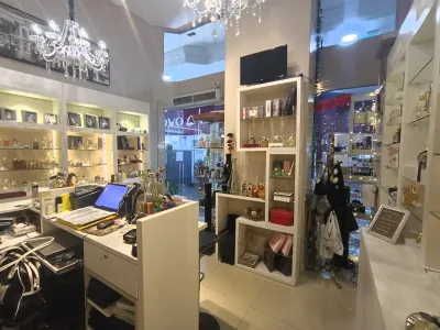 Loja Disponível Para Aluguel Anual no Shopping Lynemar no Centro de Capão da Canoa. — foto 3