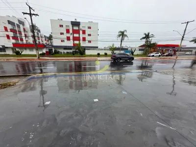 Loja Disponível para Aluguel Anual na Av. Paraguassú em Capão Novo — foto 4