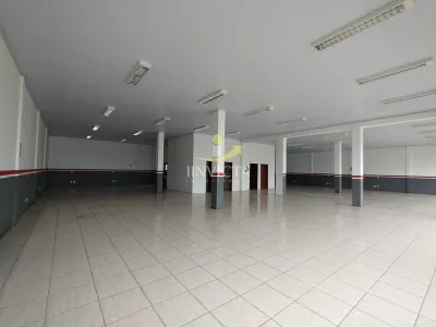 Loja Comercial Disponível Para Aluguel Anual no Bairro Jardim Beira Mar. — foto 2