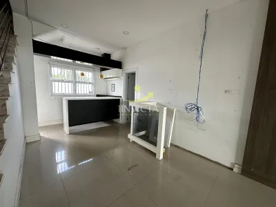 Loja Disponível para Aluguel Anual na Av. Central de Atlântida. — foto 3