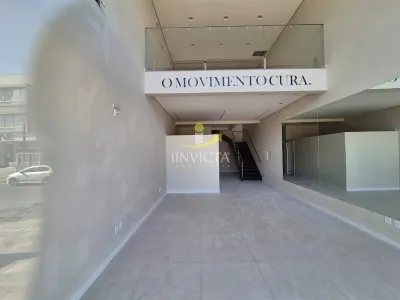 Loja Disponível para Aluguel Anual no Centro de Capão da Canoa. — foto 2