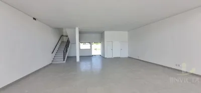 Loja Disponível para Aluguel Anual em Maquiné. — foto 2