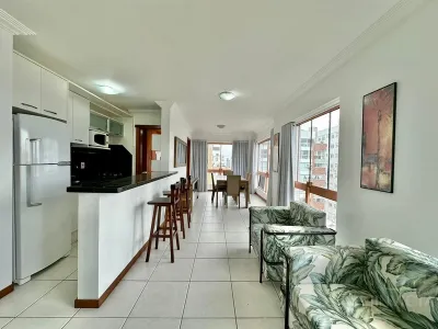 Apartamento 2 Dormitórios Mobiliado para Aluguel Anual no Bairro Centro em Capão da Canoa — foto 2