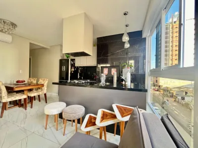 Apartamento de 3 Suítes Mobiliado e Decorado à Venda no Bairro Zona Nova / Capão da Canoa — foto 3
