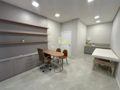 Sala Comercial Disponível para Aluguel Anual no Bairro Girassol em Capão da Canoa. — foto 4