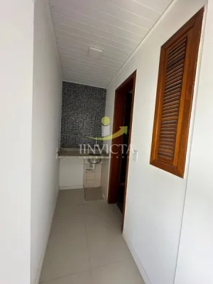 Sala Comercial Disponível para Aluguel Anual no Centro de Capão da Canoa. — foto 4
