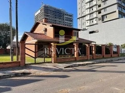 Casa em Bairro em Zona Nova