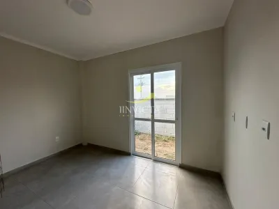 Casa com 02 Dormitórios Disponível para Aluguel Anual no Bairro Guarani em Capão da Canoa. — foto 5