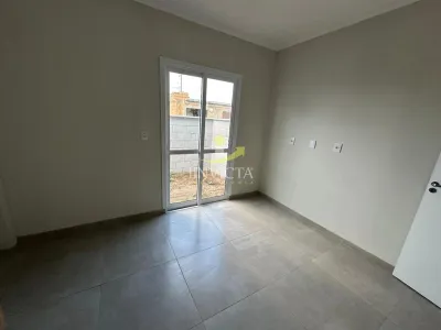 Casa com 02 Dormitórios Disponível para Aluguel Anual no Bairro Guarani em Capão da Canoa. — foto 4