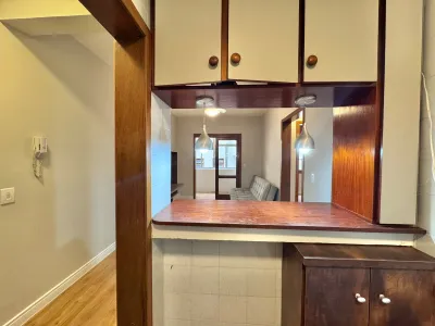 Apartamento 2 Dormitórios, Mobiliado à Venda, No Bairro Centro / Capão da Canoa — foto 5