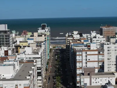 Apartamento de 2 Suítes Mobiliado para Venda Bairro Navegantes Capão da Canoa. — foto 2