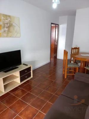 Apartamento 2 Dormitórios Mobiliado para Aluguel Anual no Bairro Centro em Capão da Canoa — foto 2