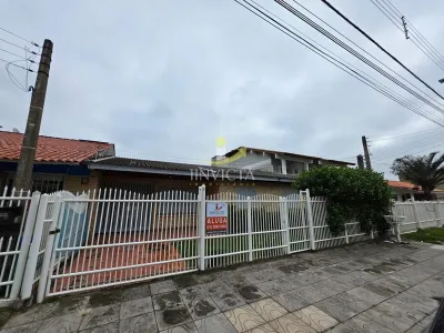 Casa Comercial em Centro
