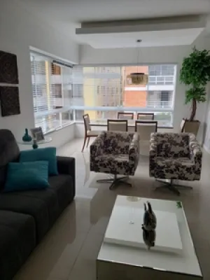 Apartamento 02 Dormitórios Mobiliado a Venda no Bairro Zona Nova em Capão da Canoa — foto 2
