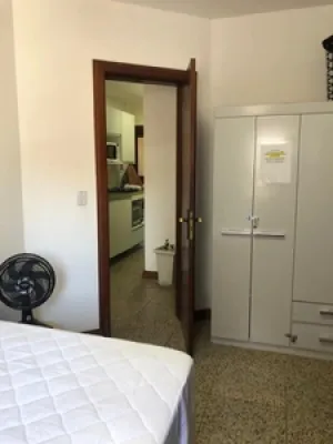 Apartamento 01 Dormitório Mobiliado a Venda no Bairro Zona Nova em Capão da Canoa — foto 3