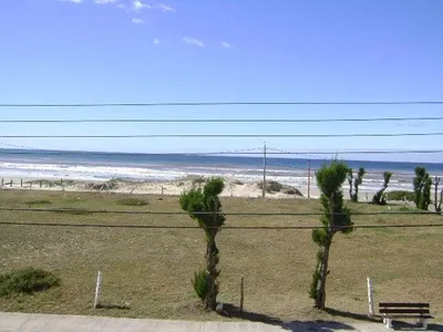 Apartamento de 3 Dormitorios no Bairro Zona Nova — foto 4