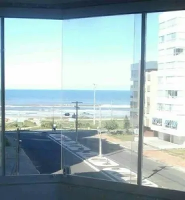 Apartamento 03 Dormitórios Mobiliado a Venda no Bairro Zona Nova em Capão da Canoa — foto 3